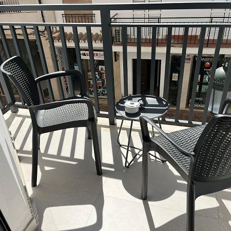 Apartamentos Mombasa 2 Planta 内尔哈 外观 照片