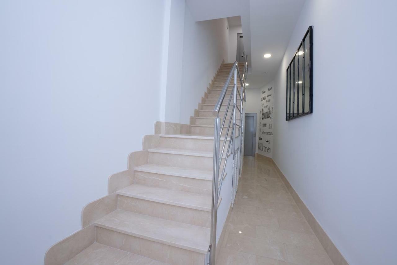Apartamentos Mombasa 2 Planta 内尔哈 外观 照片